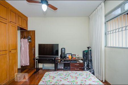 Casa à venda com 350m², 5 quartos e 8 vagasQuarto 3