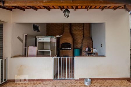 Casa à venda com 350m², 5 quartos e 8 vagasÁrea Gourmet