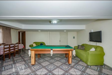 Casa à venda com 350m², 5 quartos e 8 vagasSala 3 piso inferior