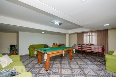 Casa à venda com 350m², 5 quartos e 8 vagasSala 3 piso inferior