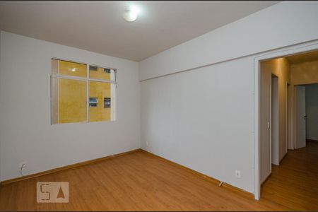 Sala de apartamento para alugar com 3 quartos, 76m² em Barro Preto, Belo Horizonte