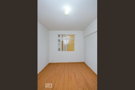 Sala de apartamento para alugar com 3 quartos, 76m² em Barro Preto, Belo Horizonte