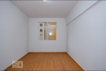 Sala de apartamento para alugar com 3 quartos, 76m² em Barro Preto, Belo Horizonte