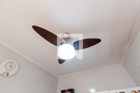 Casa à venda com 70m², 2 quartos e 2 vagasCozinha