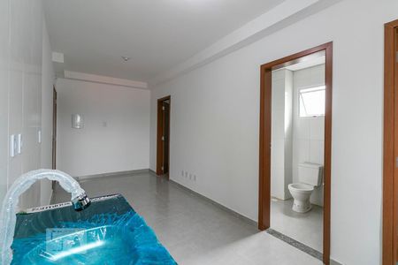 Sala / Cozinha de apartamento para alugar com 2 quartos, 40m² em Penha de França, São Paulo