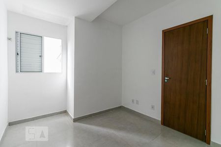 Quarto 1 de apartamento para alugar com 2 quartos, 40m² em Penha de França, São Paulo