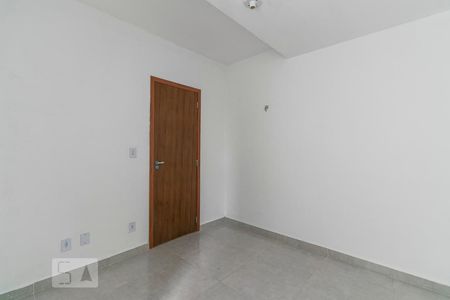 Quarto 1 de apartamento para alugar com 2 quartos, 40m² em Penha de França, São Paulo