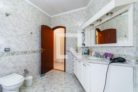 Casa à venda com 360m², 3 quartos e 6 vagas Casa à venda com 360m², 3 quartos e 6 vagasBanheiro suíte 1