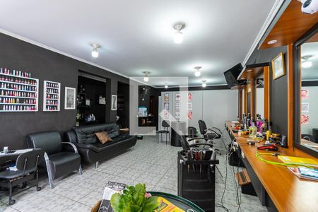 Casa à venda com 360m², 3 quartos e 6 vagas Casa à venda com 360m², 3 quartos e 6 vagasGaragem
