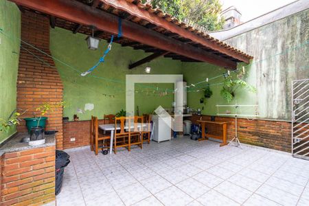 Casa à venda com 360m², 3 quartos e 6 vagas Casa à venda com 360m², 3 quartos e 6 vagasQuintal