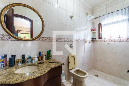 Casa à venda com 360m², 3 quartos e 6 vagas Casa à venda com 360m², 3 quartos e 6 vagasBanheiro suíte 3