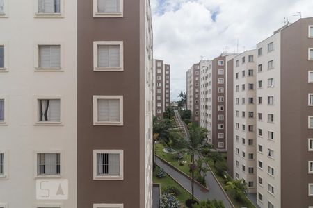 Vista de apartamento para alugar com 3 quartos, 71m² em Vila Bancaria, São Paulo