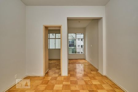 Sala de apartamento para alugar com 1 quarto, 45m² em Tijuca, Rio de Janeiro