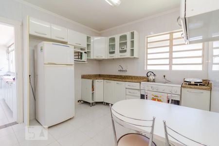 Apartamento à venda com 150m², 3 quartos e sem vaga Apartamento à venda com 150m², 3 quartos e sem vagaCozinha
