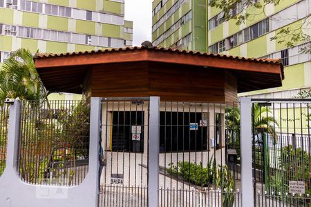 Apartamento à venda com 60m², 3 quartos e sem vagaFachada