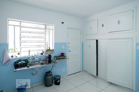 Casa à venda com 160m², 3 quartos e 8 vagas Casa à venda com 160m², 3 quartos e 8 vagasCozinha