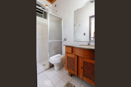 Casa para alugar com 450m², 10 quartos e 4 vagas Casa para alugar com 450m², 10 quartos e 4 vagasQuarto 7