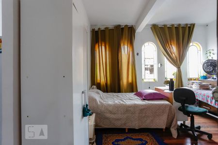 Casa para alugar com 450m², 10 quartos e 4 vagas Casa para alugar com 450m², 10 quartos e 4 vagasQuarto 3