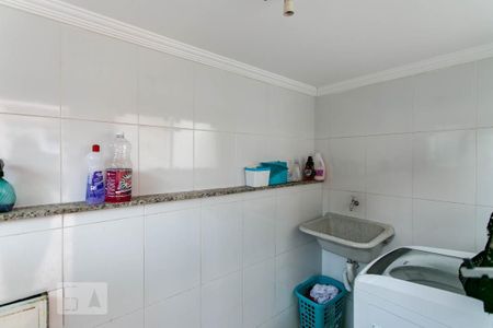 Casa à venda com 250m², 4 quartos e 4 vagas Casa à venda com 250m², 4 quartos e 4 vagasÁrea de Serviço