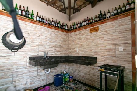 Casa à venda com 250m², 4 quartos e 4 vagas Casa à venda com 250m², 4 quartos e 4 vagasChurrasqueira