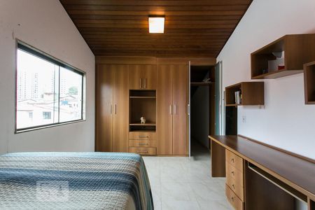 Casa à venda com 420m², 4 quartos e 6 vagas Casa à venda com 420m², 4 quartos e 6 vagasSuíte 4