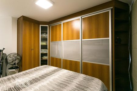 Casa à venda com 420m², 4 quartos e 6 vagas Casa à venda com 420m², 4 quartos e 6 vagasSuíte 1