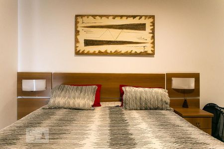 Casa à venda com 420m², 4 quartos e 6 vagas Casa à venda com 420m², 4 quartos e 6 vagasSuíte 1