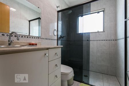 Casa à venda com 420m², 4 quartos e 6 vagas Casa à venda com 420m², 4 quartos e 6 vagasBanheiro da Suíte 4