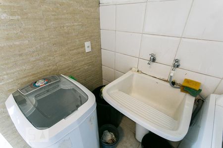 Casa à venda com 420m², 4 quartos e 6 vagas Casa à venda com 420m², 4 quartos e 6 vagasÁrea de Serviço