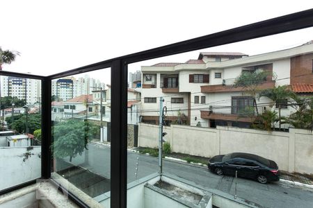 Casa à venda com 420m², 4 quartos e 6 vagas Casa à venda com 420m², 4 quartos e 6 vagasVaranda da Suíte 1