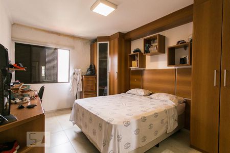 Casa à venda com 420m², 4 quartos e 6 vagas Casa à venda com 420m², 4 quartos e 6 vagasSuíte 3