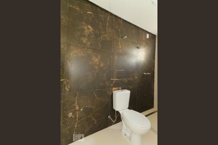 Casa de condomínio à venda com 140m², 3 quartos e 2 vagasBanheiro