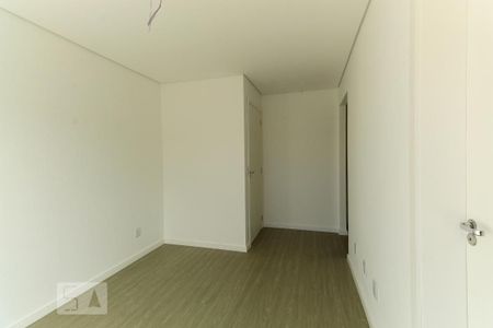 Casa de condomínio à venda com 140m², 3 quartos e 2 vagasSuíte