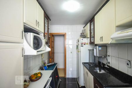 Apartamento à venda com 60m², 2 quartos e 1 vaga Apartamento à venda com 60m², 2 quartos e 1 vagaCozinha