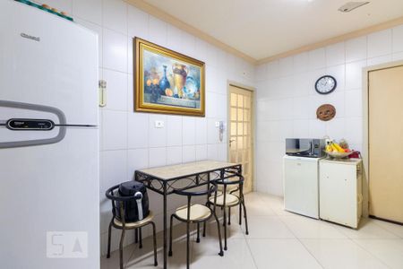 Apartamento à venda com 139m², 2 quartos e sem vaga Apartamento à venda com 139m², 2 quartos e sem vagaCozinha