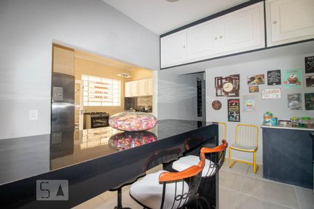 Casa à venda com 262m², 3 quartos e 4 vagasCozinha