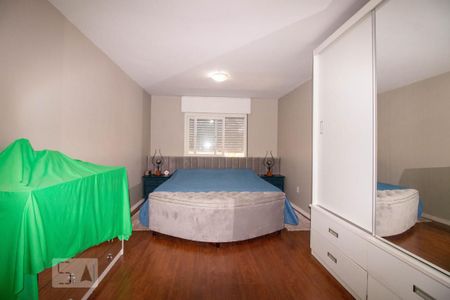 Casa à venda com 262m², 3 quartos e 4 vagasSuíte