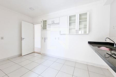 Apartamento para alugar com 99m², 3 quartos e 2 vagasCozinha