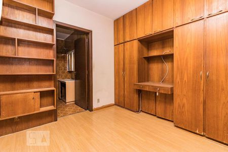 Casa à venda com 280m², 4 quartos e 3 vagas Casa à venda com 280m², 4 quartos e 3 vagasDormitório2
