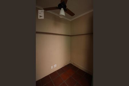 Casa à venda com 181m², 4 quartos e sem vagaDespejo (andar superior)