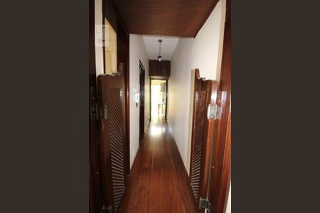 Casa à venda com 181m², 4 quartos e sem vagaCorredor