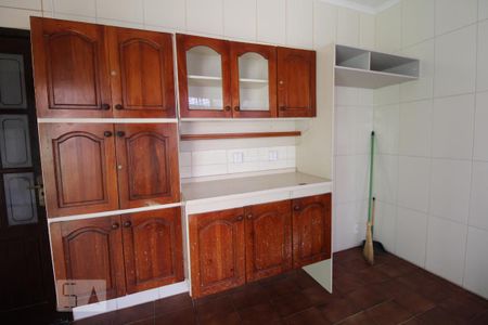 Casa à venda com 181m², 4 quartos e sem vagaCozinha (andar superior)