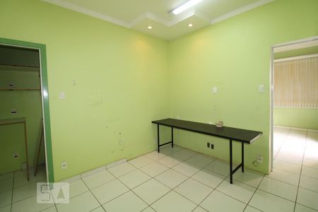Casa à venda com 181m², 4 quartos e sem vagaSala 2 (térreo)