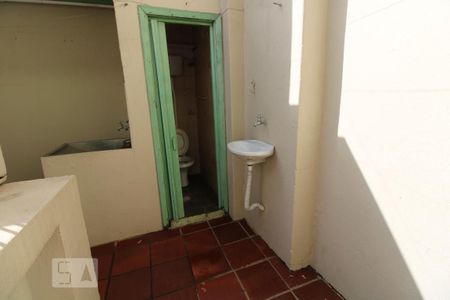Casa à venda com 181m², 4 quartos e sem vagaBanheiro