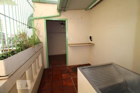 Casa à venda com 181m², 4 quartos e sem vagaÁrea de serviço (andar superior)