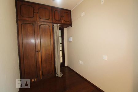 Casa à venda com 181m², 4 quartos e sem vagaQuarto 1 (andar superior)