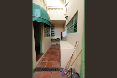 Casa à venda com 181m², 4 quartos e sem vagaQuintal