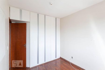 Quarto 1 de apartamento para alugar com 2 quartos, 58m² em Palmares, Belo Horizonte