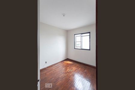 Quarto 1 de apartamento para alugar com 2 quartos, 58m² em Palmares, Belo Horizonte