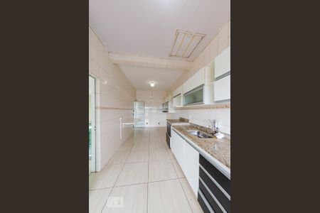 Casa à venda com 291m², 4 quartos e 3 vagas Casa à venda com 291m², 4 quartos e 3 vagasCozinha